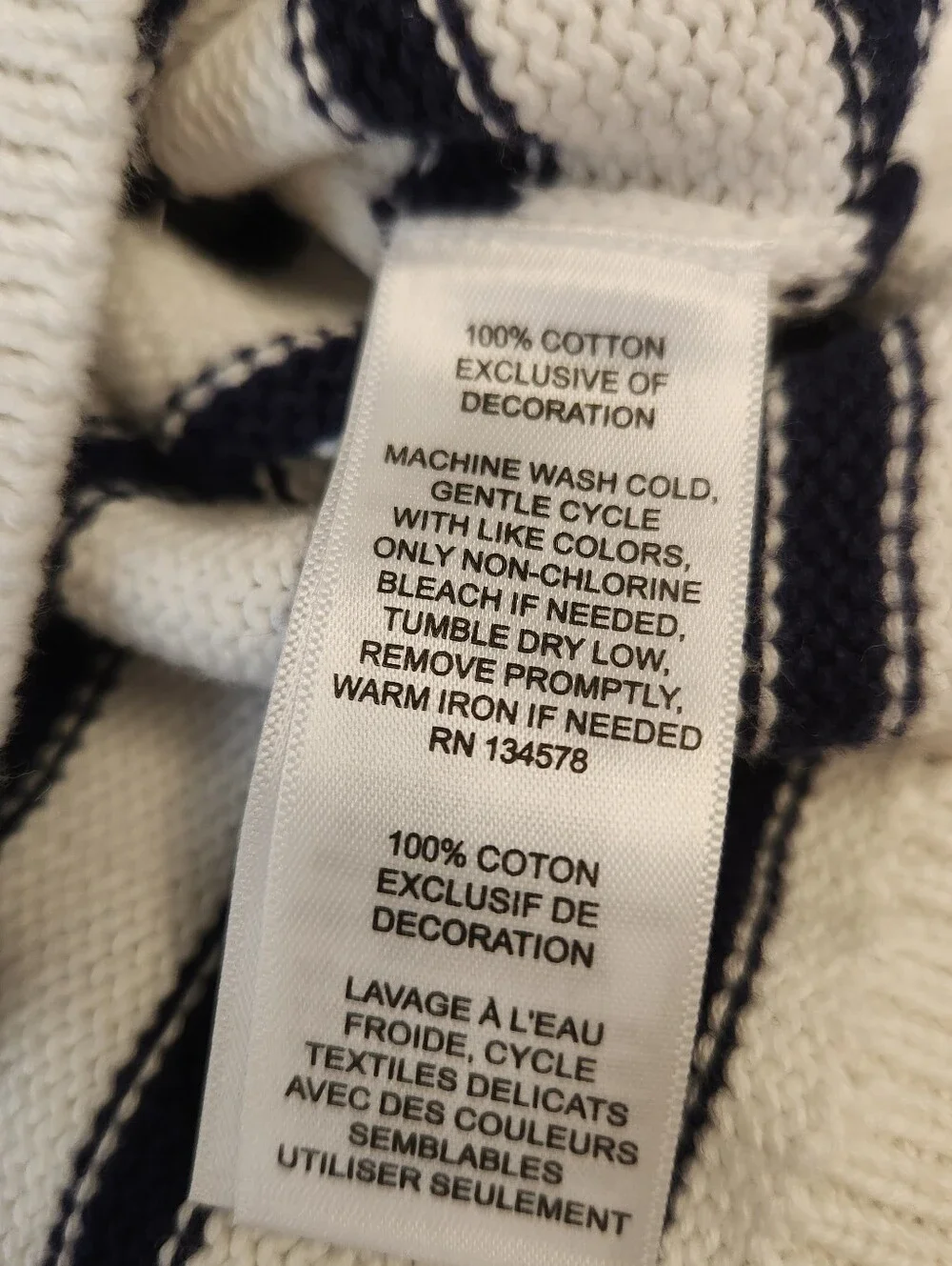 Vineyard Vines NWT  Boys White & Navy Striped Crewneck Sweater